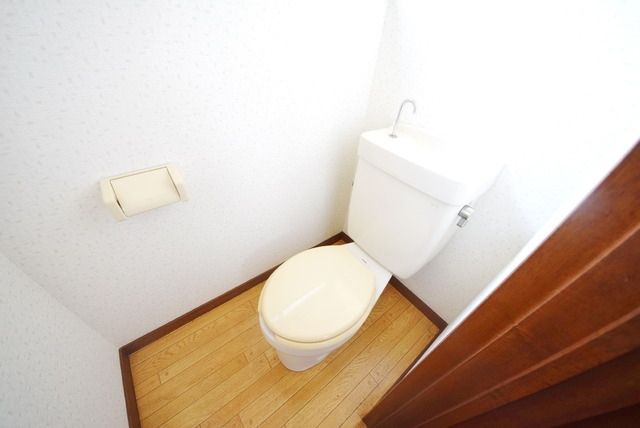 トイレ　★清潔感のあるトイレです★