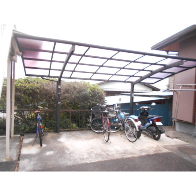 駐車場　駐輪場