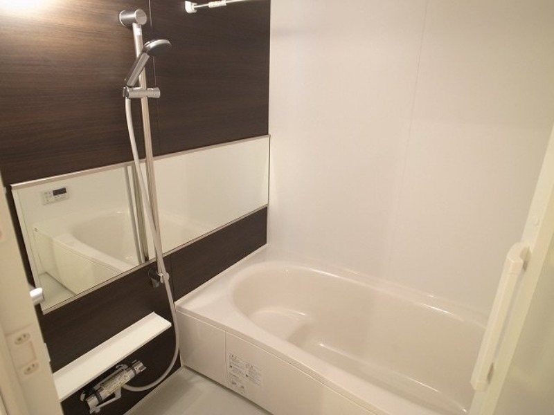 バス・シャワールーム　図面と現状に相違がある場合には現状を優先