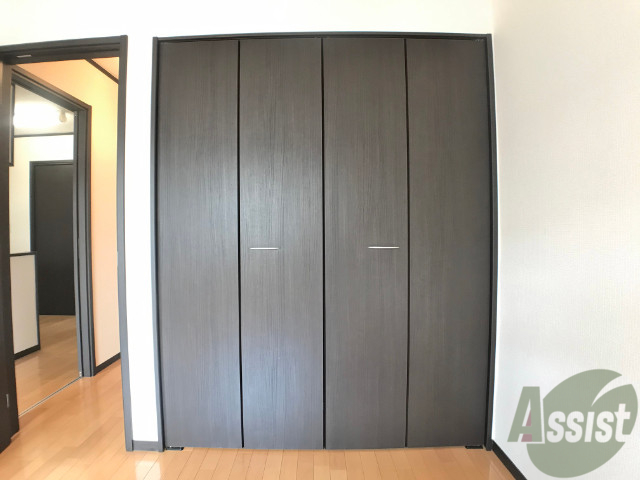 収納　クローゼットがありました。お洋服や荷物はここへ