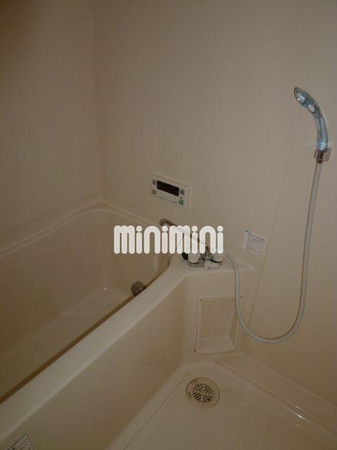 バス・シャワールーム　追焚き機能付き！