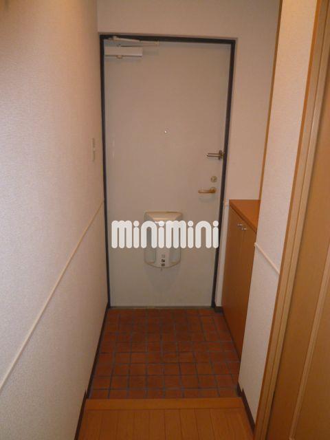 玄関　ゆったり玄関。下駄箱付き！