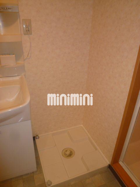 その他設備　室内に洗濯機設置可能です。