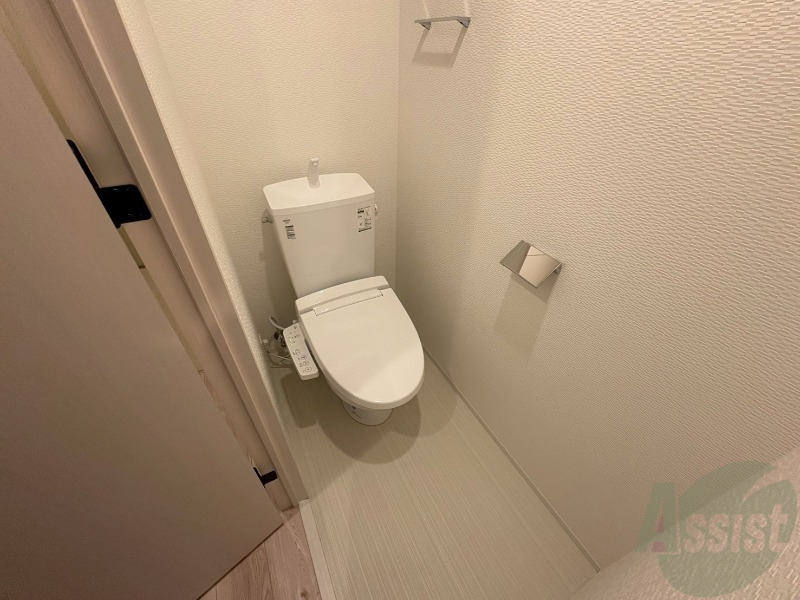 トイレ　シャワートイレになっているので快適です！