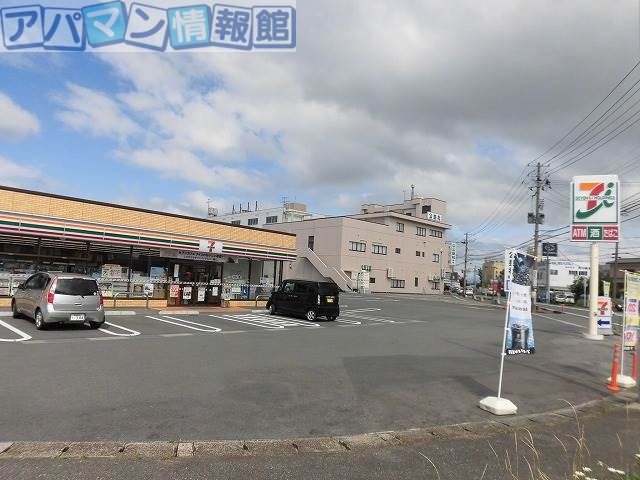 コンビニ　セブンイレブン新潟東明2丁目店（コンビニ）まで92m