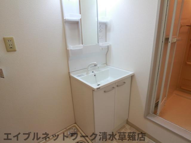 洗面設備　忙しい朝には欠かせない洗面所です