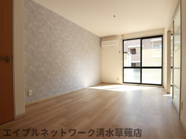 居室・リビング　おしゃれな居間です