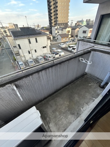 コンビニ　ファミリーマート（コンビニ）まで399m