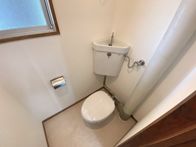 トイレ　同物件別部屋イメージ写真