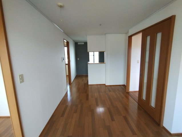 居室・リビング　ゆったりとした居間です