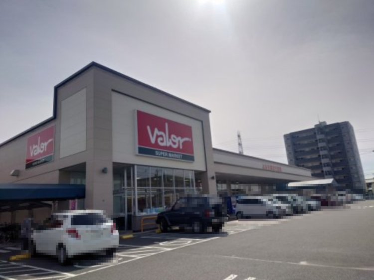 スーパー　バロー　鏡島店（スーパー）まで233m