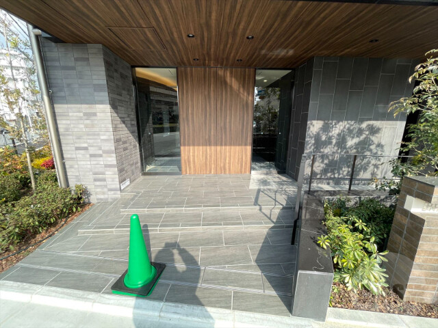 エントランス　エントランス