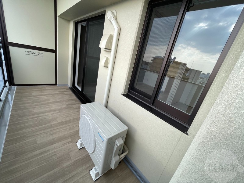 バルコニー　広々としたバルコニー