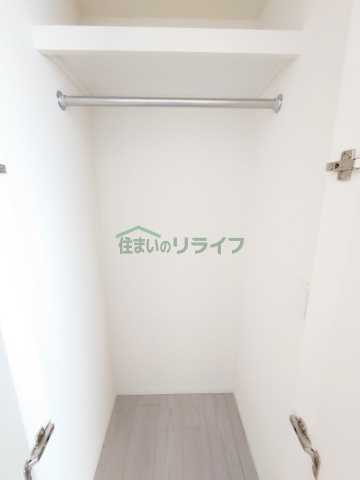 収納　プライムメゾン湯島