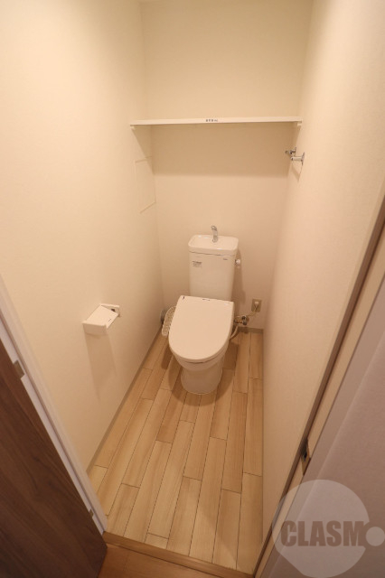 トイレ　温水洗浄便座