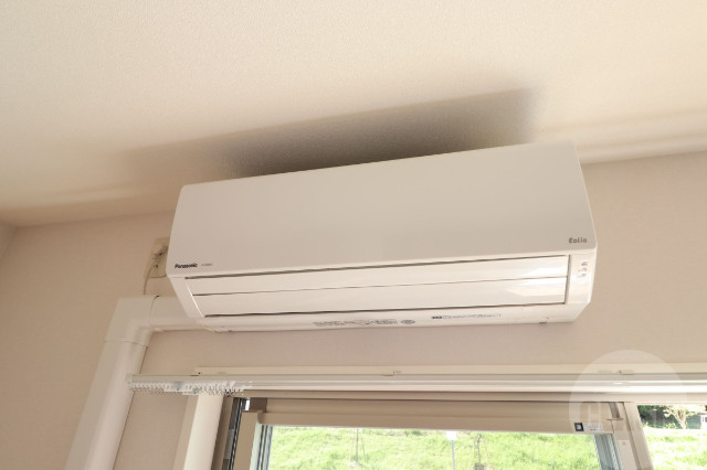 その他設備　エアコンで年中快適に