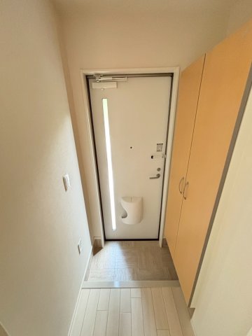 玄関　※同タイプの写真です
