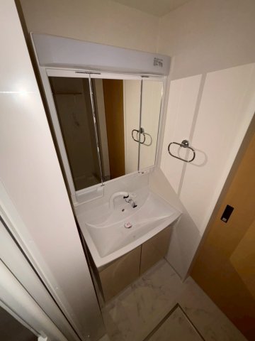 洗面設備　※同タイプの写真です