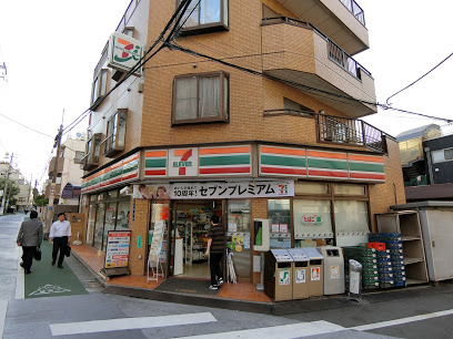 コンビニ　セブンイレブン 板橋氷川町店（コンビニ）まで410m