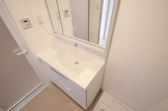 洗面設備　※別部屋の写真です