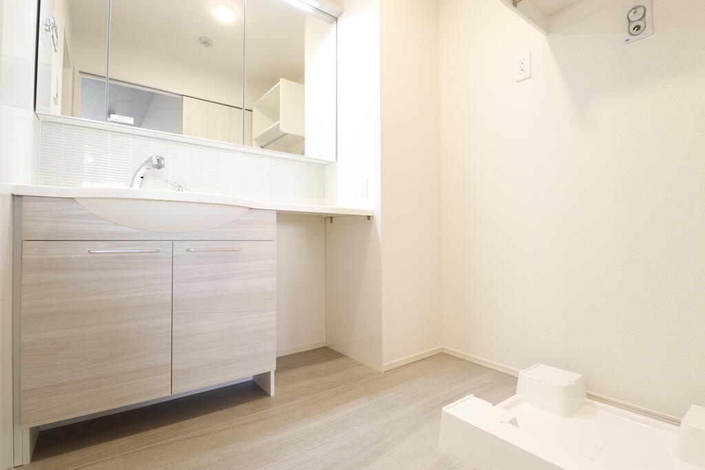 洗面設備　独立洗面台です♪