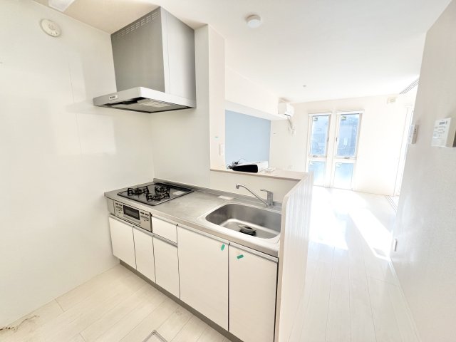 キッチン　※別部屋参考写真