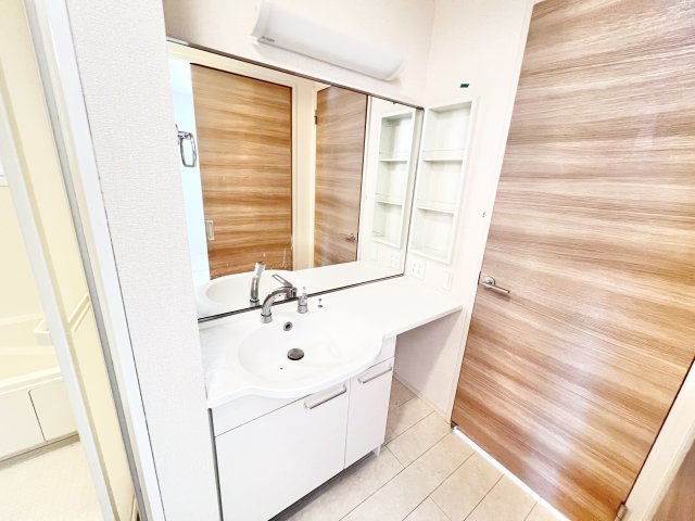 洗面設備　※別部屋参考写真