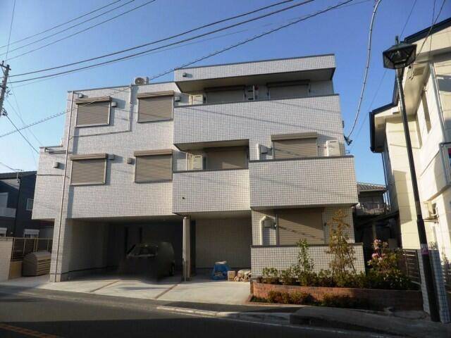 建物外観　オートロック付き