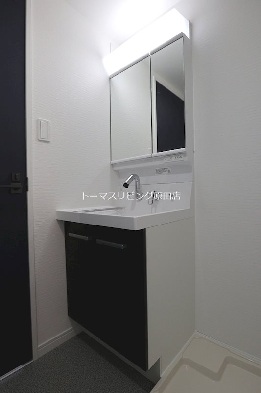 洗面設備　203号室写真
