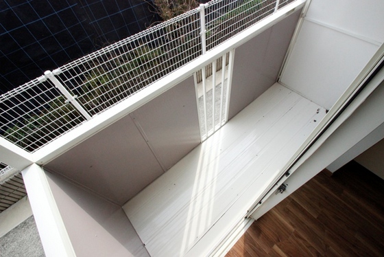 バルコニー　※別号室の写真です。