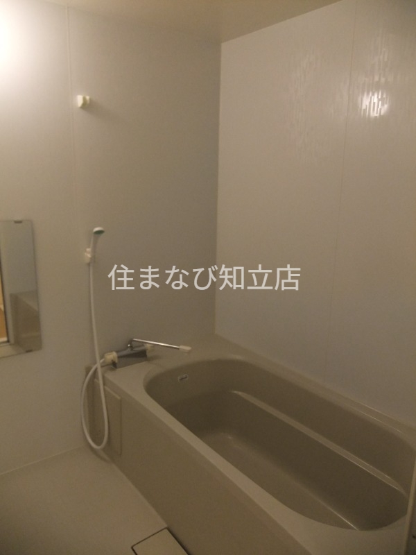 バス・シャワールーム　同型別部屋写真