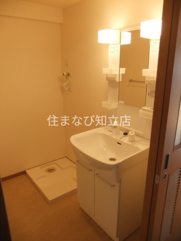 洗面設備　同型別部屋写真