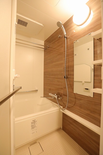 バス・シャワールーム　バス※別部屋参考写真