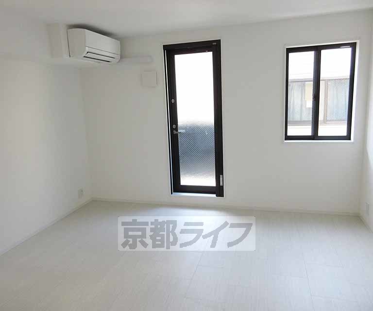 居室・リビング　きれいなお部屋です