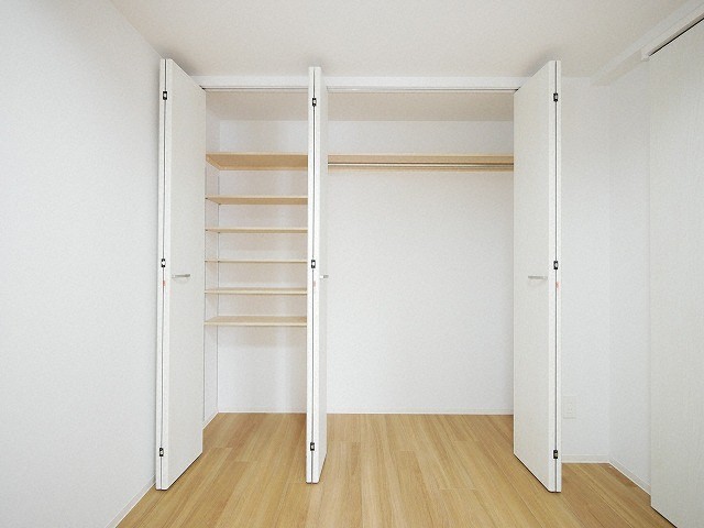 収納　広々としたクローゼットです♪