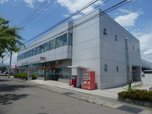 郵便局　福島東郵便局（郵便局）まで489m