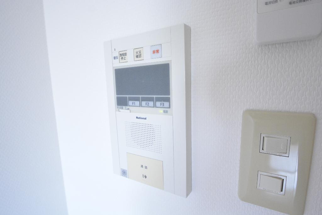 セキュリティ　カメラ付インターホン