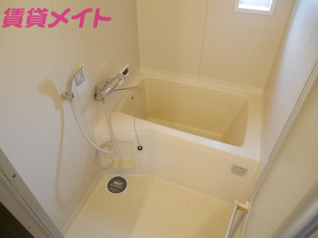 バス・シャワールーム　同物件別室反転タイプ画像