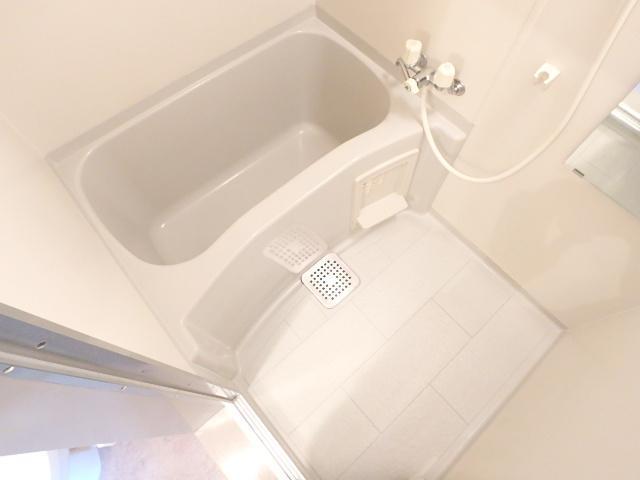 バス・シャワールーム　浴室