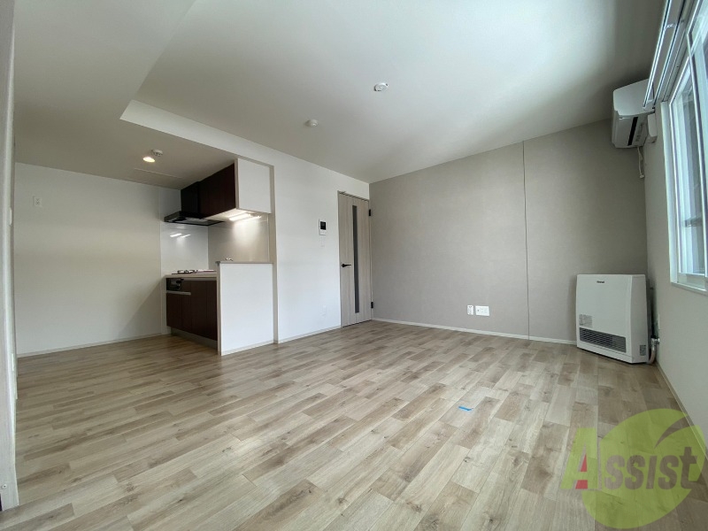 居室・リビング　広くてきれいなリビングです！快適に過ごせそうですね。