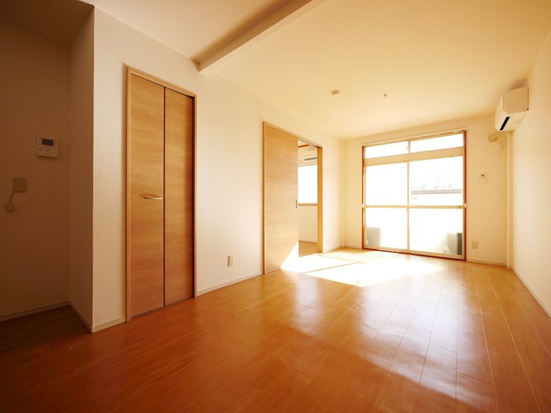 居室・リビング　ＬＤＫ１２帖