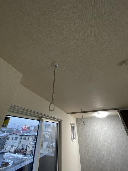 バルコニー　室内物干し