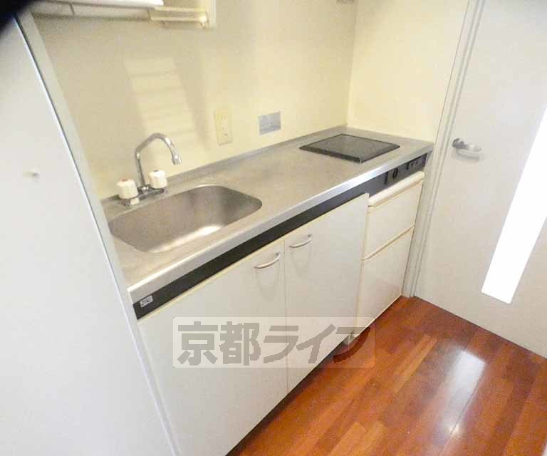 キッチン　電化コンロ付きキッチン