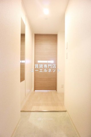 玄関　住まいの顔ともなる玄関