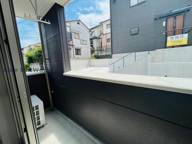 バルコニー　同物件別号室の写真