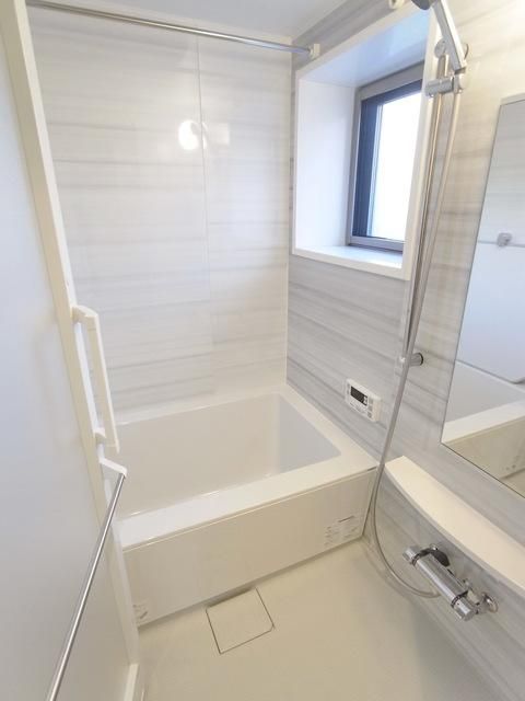 バス・シャワールーム　ゆったりバスタイム