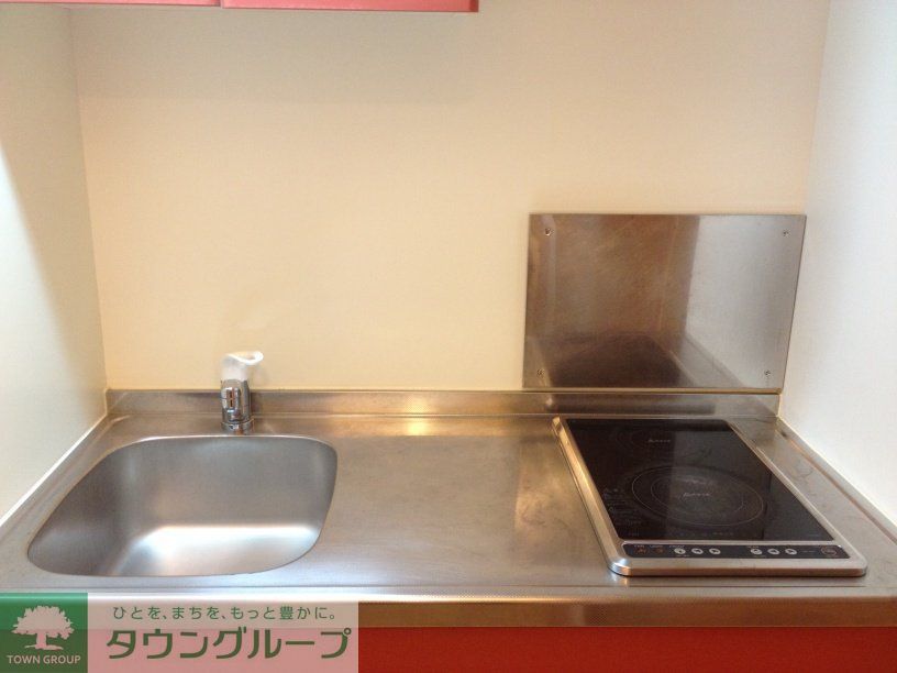 キッチン　電気コンロが2口あるタイプ