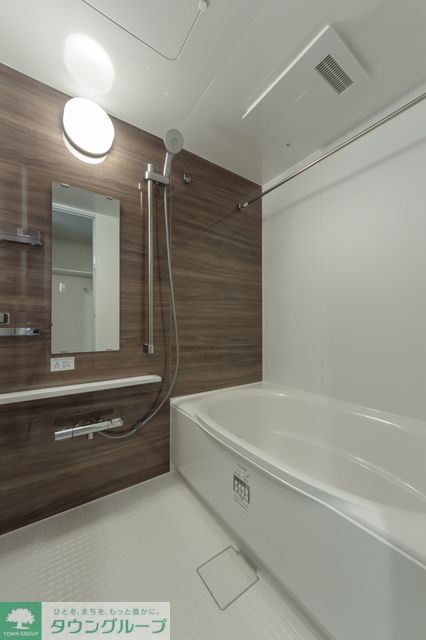 バス・シャワールーム　※写真は同タイプ住戸です。