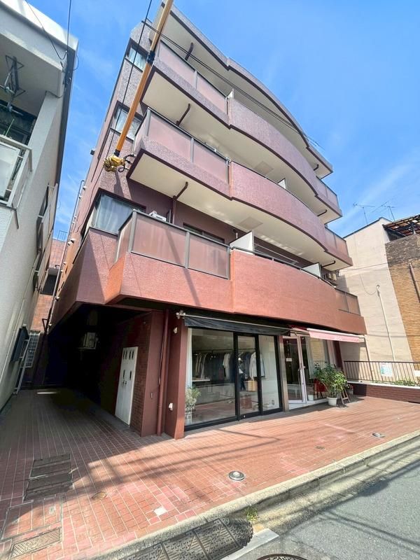 建物外観　外はこのようになっています