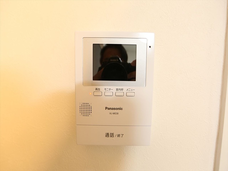 セキュリティ　TVモニター付インターホン